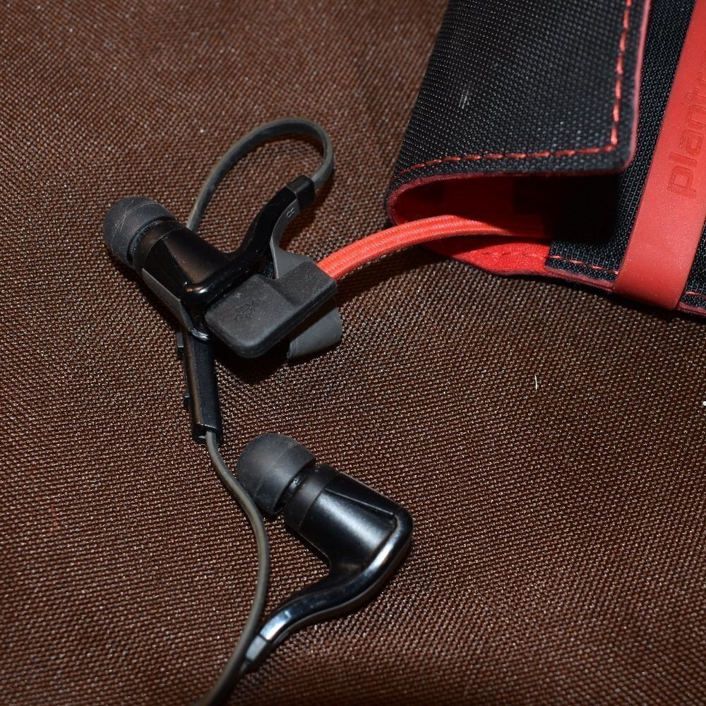 Charging Case Pouch for Plantronics Backbeat Go 1 & 2 Bluetooth Head set - Picture 3 of 5
